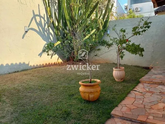 Casa com 412m² 3 quartos e 2 banheiros, à venda, no bairro Vila Cidade Universitária em Bauru