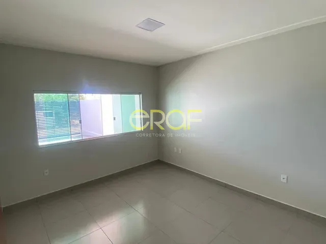 Casa 3 quartos e 3 banheiros, à venda, no bairro Parque Laguna II em Formosa