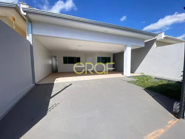 Casa 3 quartos e 3 banheiros, à venda, no bairro Parque Laguna II em Formosa