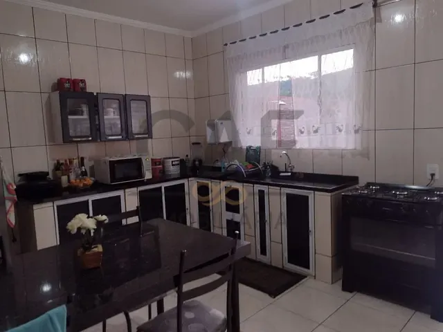 Casa com 150m² 2 quartos e 1 banheiro, à venda, no bairro Terras da Capela de Santo Antônio em Jaguariúna