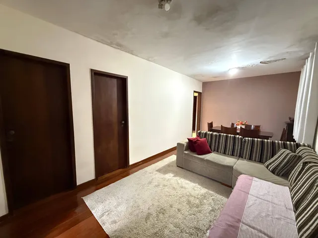 Casa com 360m² 3 quartos e 1 banheiro, à venda, no bairro Jardim Alvorada em Belo Horizonte