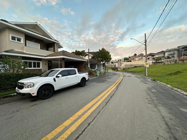 Foto do Casa - Casa com 4 dormitórios, 252 m² - venda por R$ 1.900.000,00 ou aluguel por R$ 9.685,03/mês - Condomínio Floradas do Paratey - São José dos Campos/SP | RUSSI IMÓVEIS