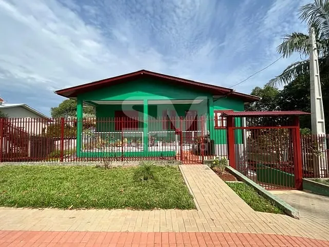Casa com 282m² 3 quartos e 3 banheiros, à venda, no bairro Passo dos Fortes em Chapecó