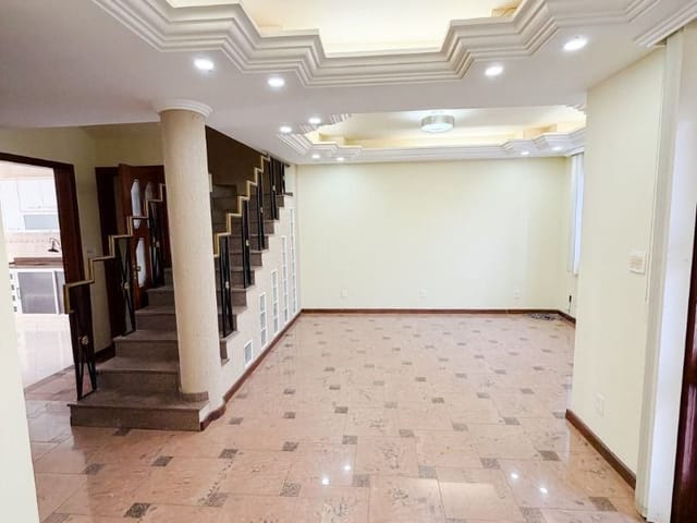Casa com 200m² 3 quartos e 3 banheiros, à venda, no bairro Parque Duque de Caxias em Macaé