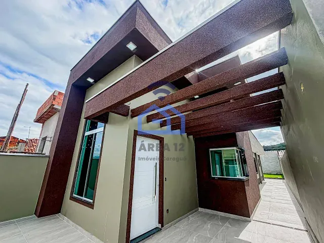 Casa com 245m² 3 quartos e 2 banheiros, à venda, no bairro Jardim das Gaivotas em Caraguatatuba