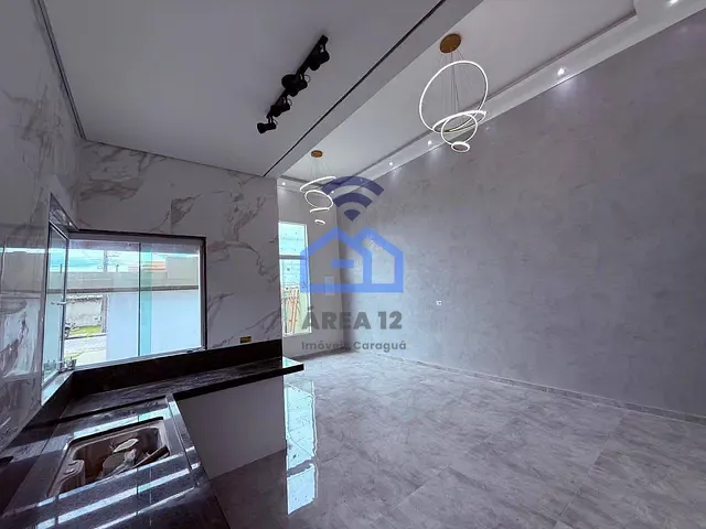 Casa com 245m² 3 quartos e 2 banheiros, à venda, no bairro Jardim das Gaivotas em Caraguatatuba