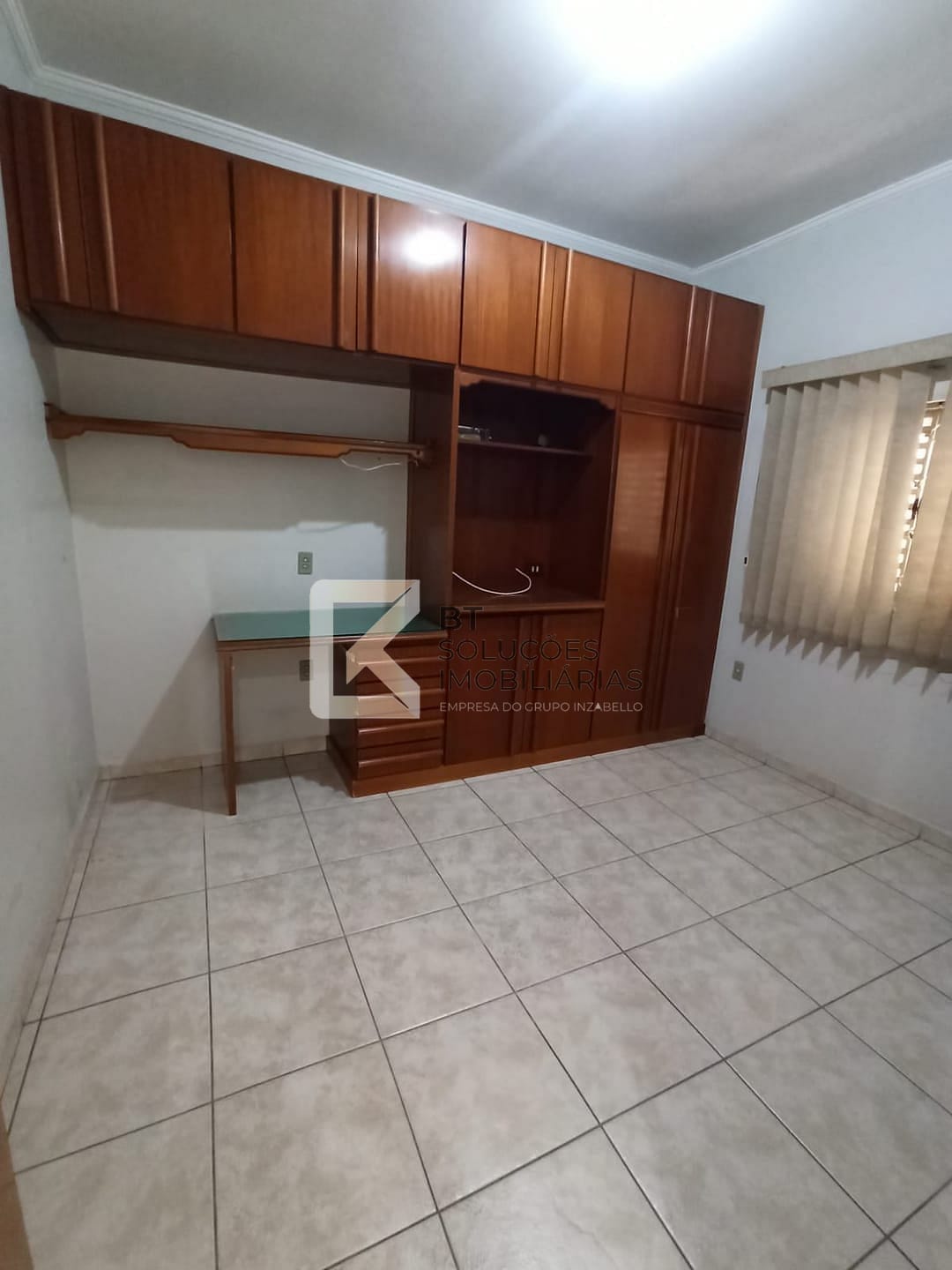 Casa à venda com 3 quartos, 320m² - Foto 8