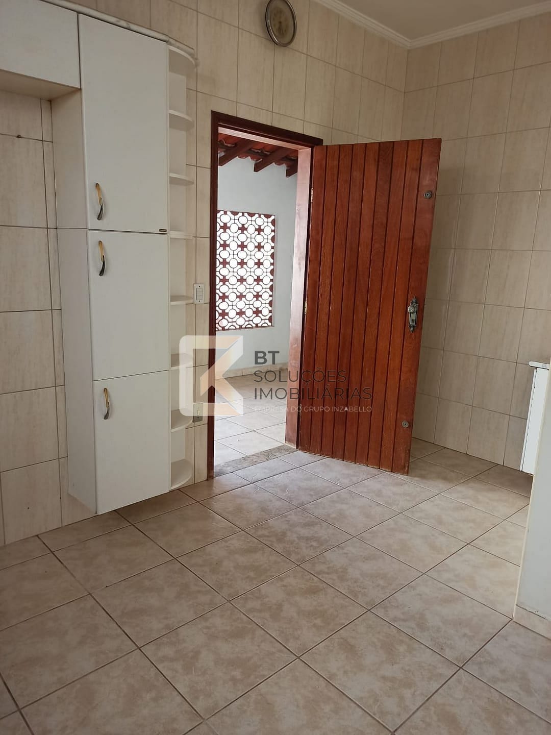 Casa à venda com 3 quartos, 320m² - Foto 11