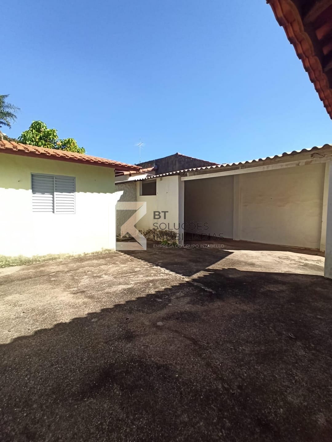 Casa à venda com 3 quartos, 320m² - Foto 15