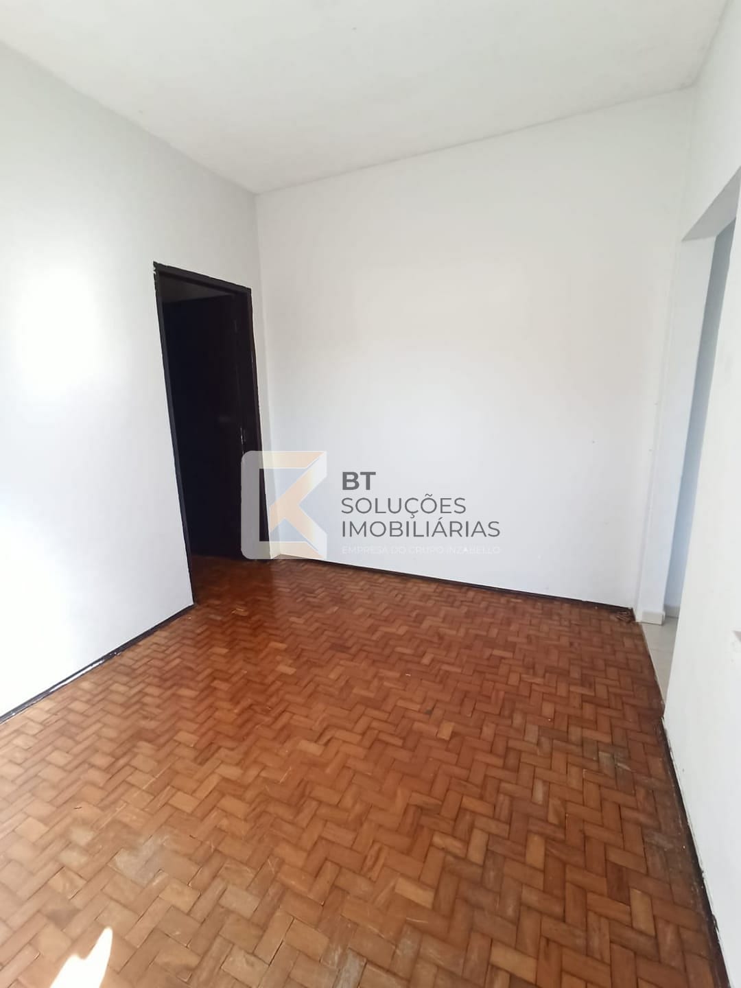 Casa à venda com 3 quartos, 320m² - Foto 27