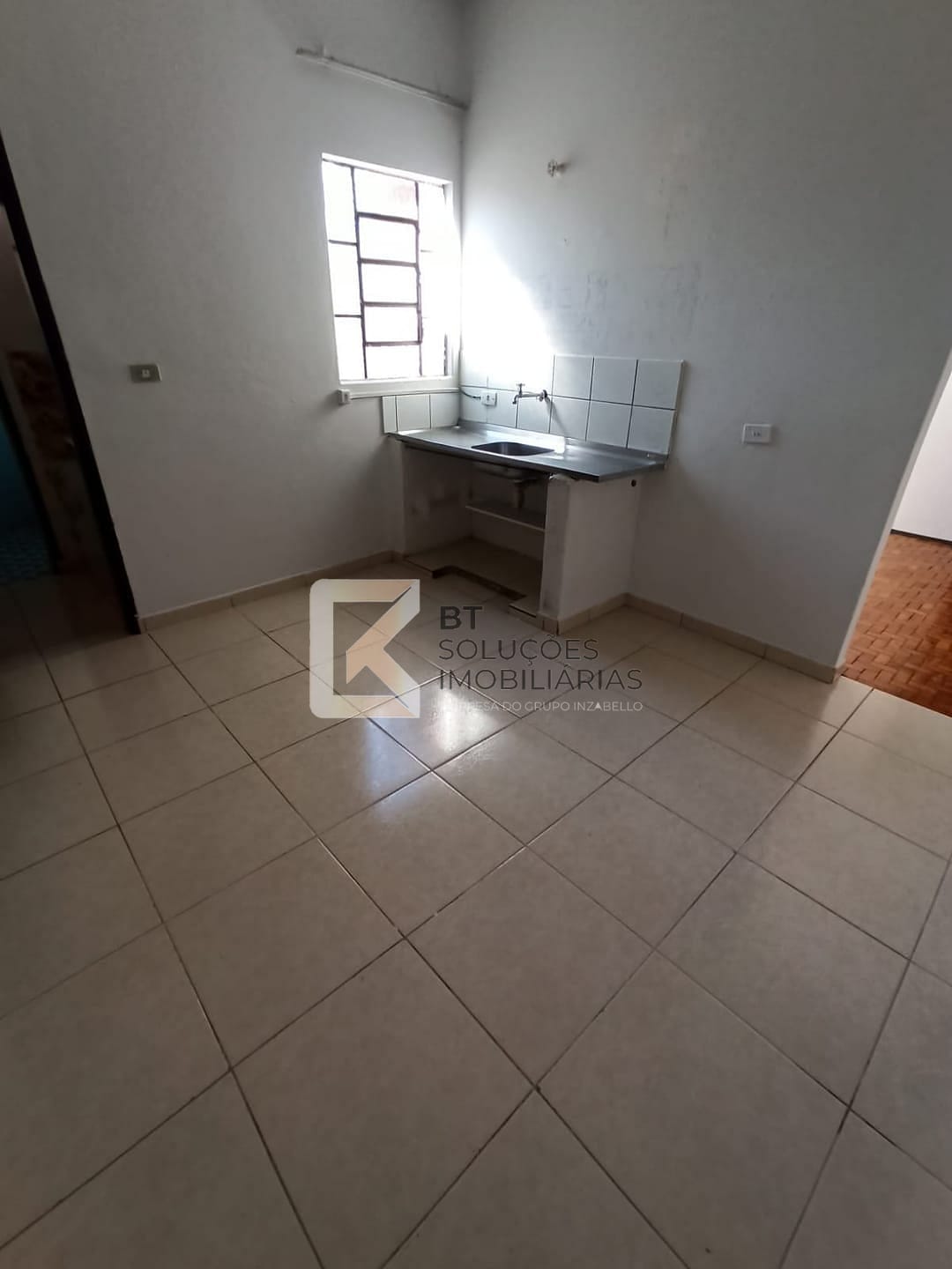 Casa à venda com 3 quartos, 320m² - Foto 28