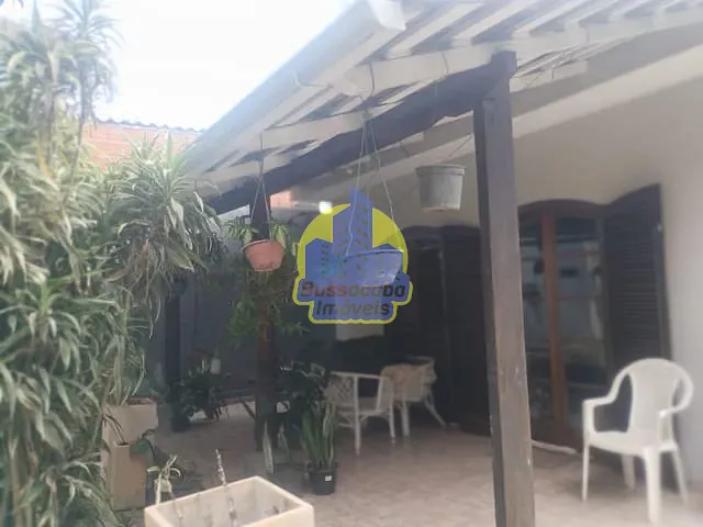 Casa com 700m², à venda ou para alugar, no bairro Vila dos Remédios em São Paulo