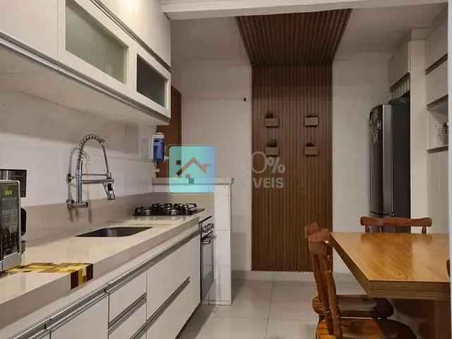 Casa com 162m² 3 quartos e 2 banheiros, à venda, no bairro Conjunto Residencial Trinta e Um de Marco em São José dos Campos