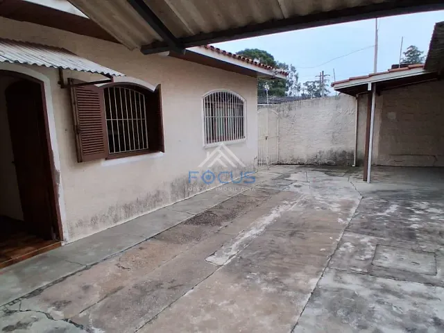 Casa com 271m² 2 quartos e 2 banheiros, à venda, no bairro Núcleo Colonial Barão de Jundiaí em Jundiaí