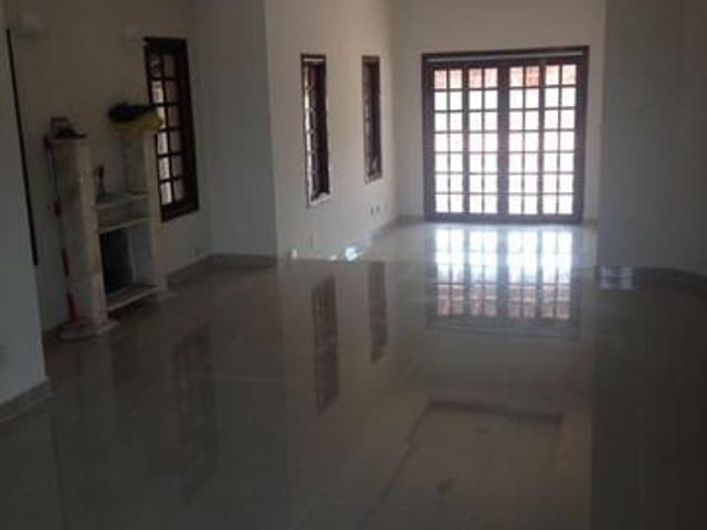 Casa com 325m² 3 quartos e 4 banheiros, à venda, no bairro Urbanova em São José dos Campos