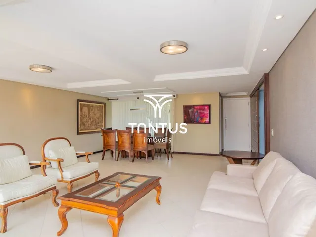 Casa com 396m² 4 quartos e 4 banheiros, à venda, no bairro Bacacheri em Curitiba