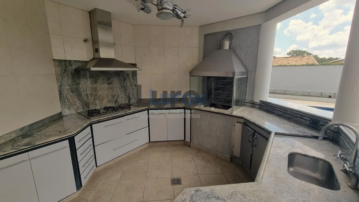 Casa, 4 quartos, 440 m² - Foto 37