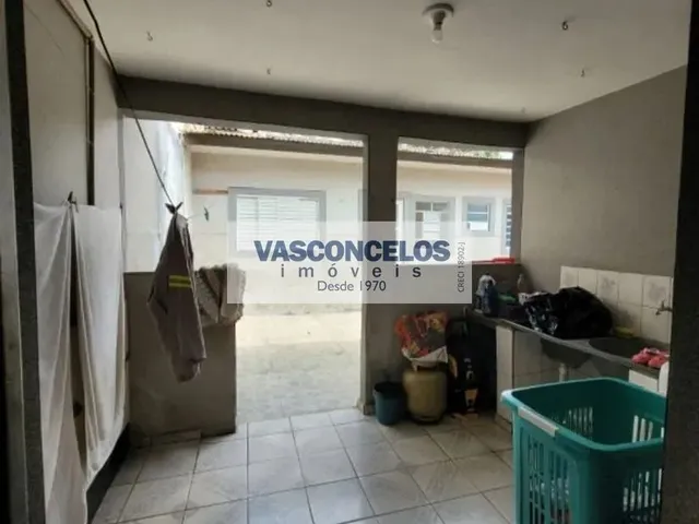 Casa com 250m² 4 quartos e 2 banheiros, à venda, no bairro Parque Novo Horizonte em São José Dos Campos