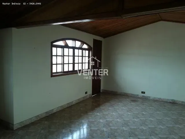 Casa com 210m² 3 quartos e 4 banheiros, à venda, no bairro Chácara do Visconde em Taubaté