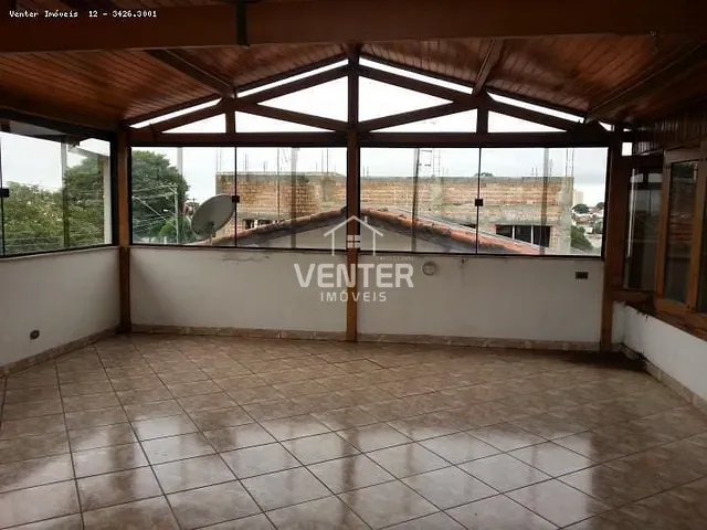 Casa com 210m² 3 quartos e 4 banheiros, à venda, no bairro Chácara do Visconde em Taubaté