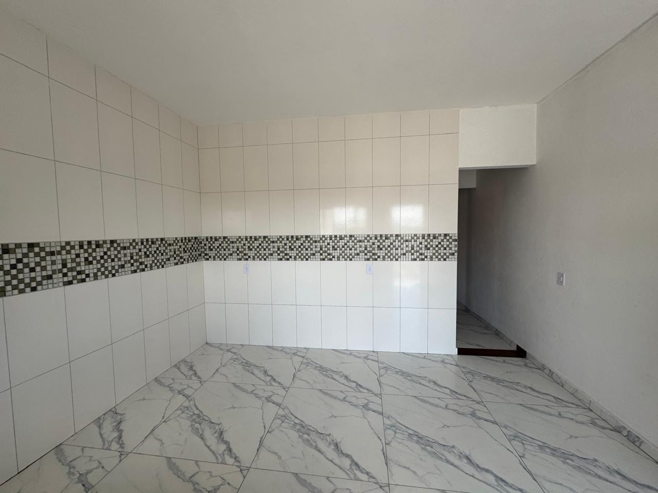 Casa para alugar com 1 quarto, 80m² - Foto 2