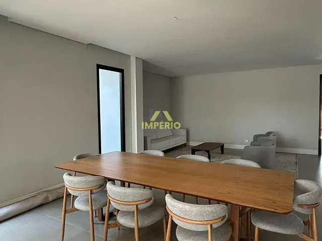 Casa com 503m² 4 quartos e 6 banheiros, à venda, no bairro Condomínio Villas do Golf em Itu