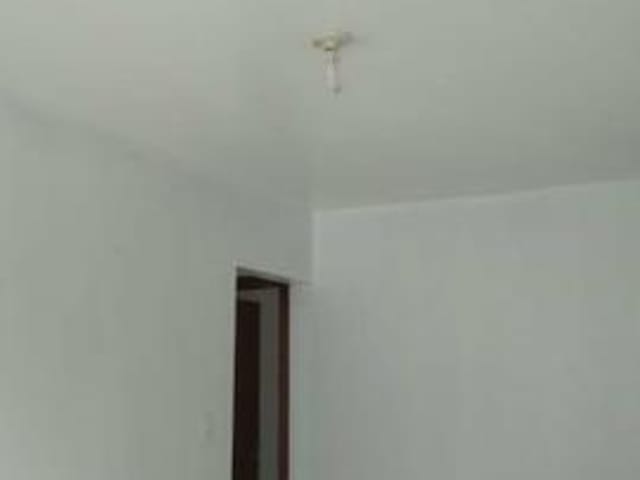 Casa com 60m² 2 quartos e 1 banheiro, à venda, no bairro Uvaranas em Ponta Grossa