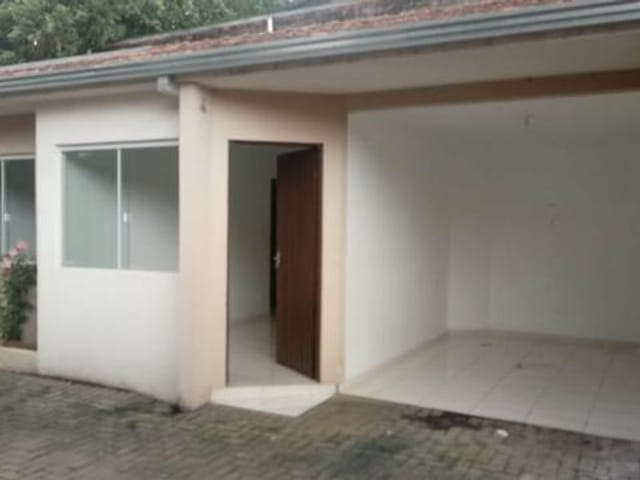 Casa com 60m² 2 quartos e 1 banheiro, à venda, no bairro Uvaranas em Ponta Grossa