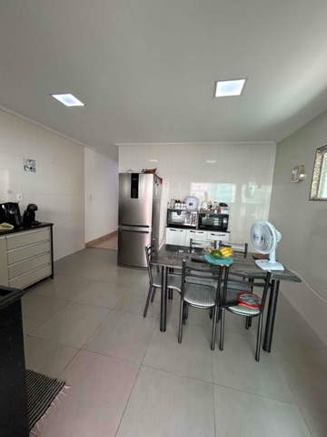 Casa com 180m² 2 quartos e 2 banheiros, à venda, no bairro Alphaville em Campos dos Goytacazes