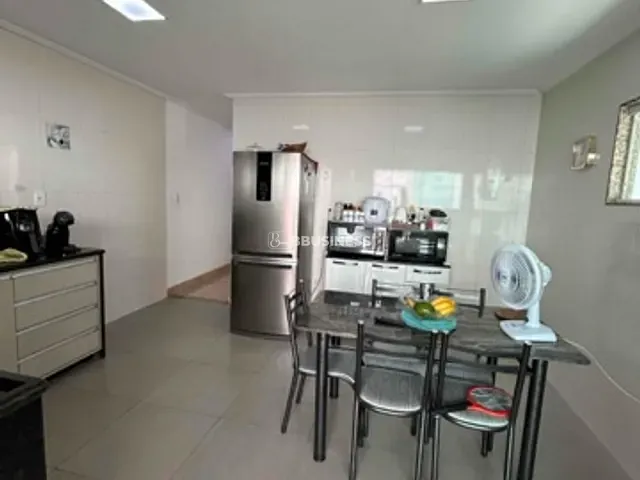 Casa com 180m² 2 quartos e 2 banheiros, à venda, no bairro Alphaville em Campos dos Goytacazes