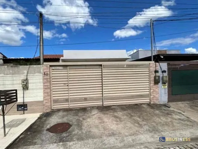 Casa com 180m² 2 quartos e 2 banheiros, à venda, no bairro Alphaville em Campos dos Goytacazes