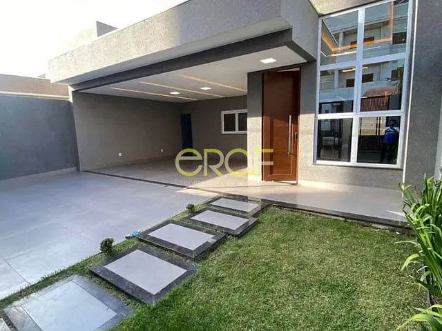 Casa 2 quartos e 2 banheiros, à venda, no bairro Jardim Triângulo em Formosa