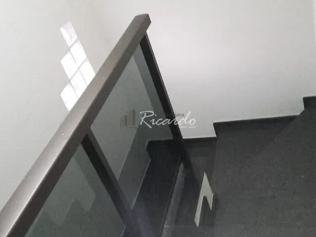 Casa 3 quartos e 2 banheiros, à venda, no bairro Jardim Interlagos em Arapongas