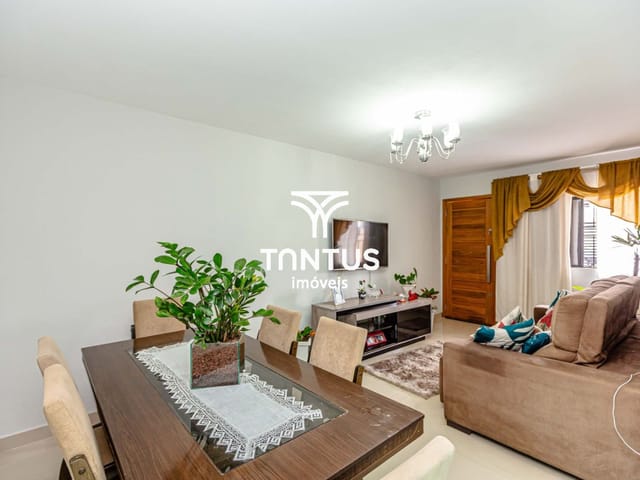 Casa com 143m² 3 quartos e 2 banheiros, à venda, no bairro Cajuru em Curitiba