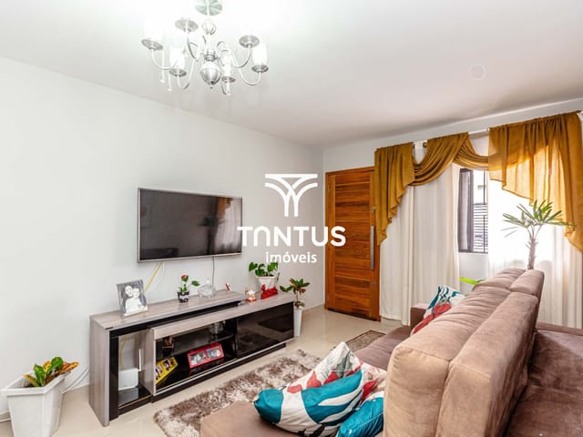 Casa com 143m² 3 quartos e 2 banheiros, à venda, no bairro Cajuru em Curitiba