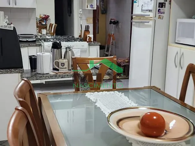 Sobrado com 175m² 4 quartos e 4 banheiros, à venda, no bairro Taboão em São Bernardo do Campo