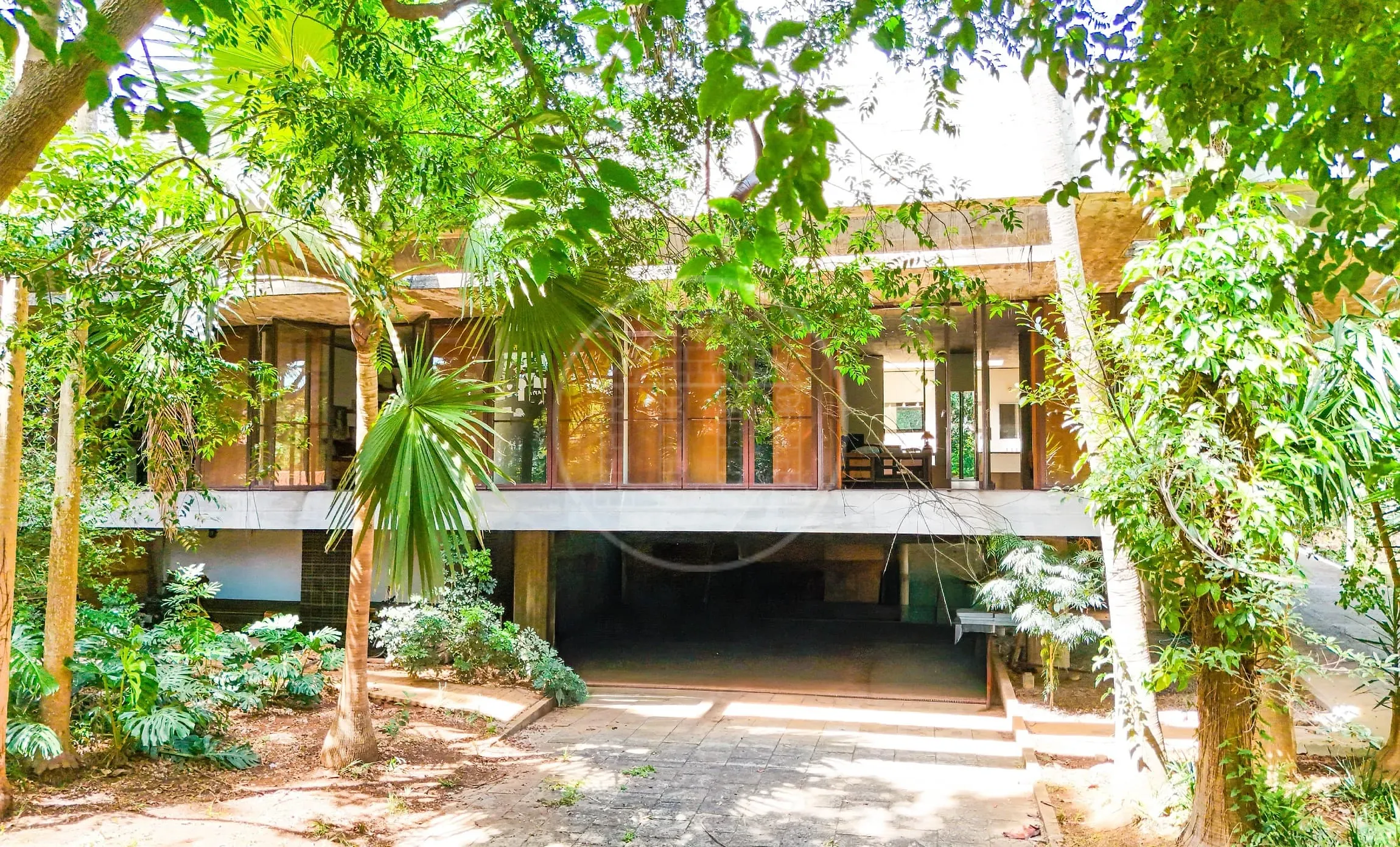 Casa, 8 quartos, 1890 m² - Foto 1