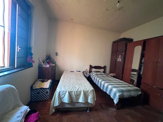 Casa com 360m² 3 quartos e 2 banheiros, à venda, no bairro Jardim Alvorada em Belo Horizonte