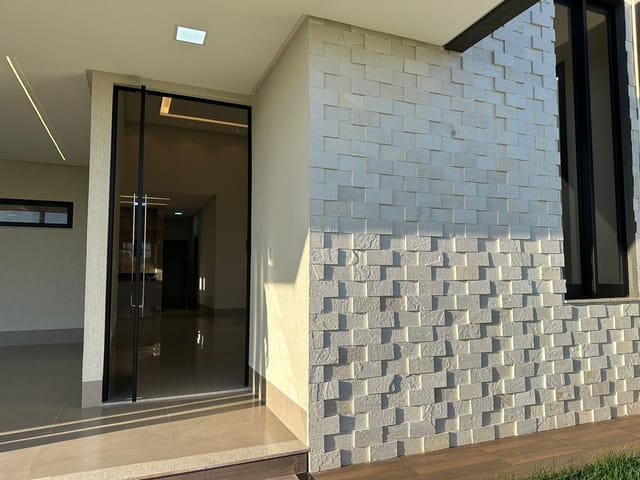 Foto do Casa - Casa em Condomínio 3 suítes 4 vaga de garagem à venda no Jardins Barcelona Senador Canedo GO. | Home Gyn Imóveis Ltda