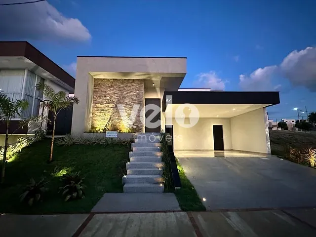 Casa 4 quartos e 3 banheiros, à venda, no bairro Loteamento Residencial Fazenda Casa Grande em Taubaté