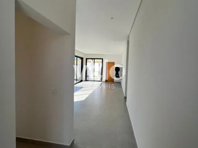 Casa 4 quartos e 3 banheiros, à venda, no bairro Loteamento Residencial Fazenda Casa Grande em Taubaté