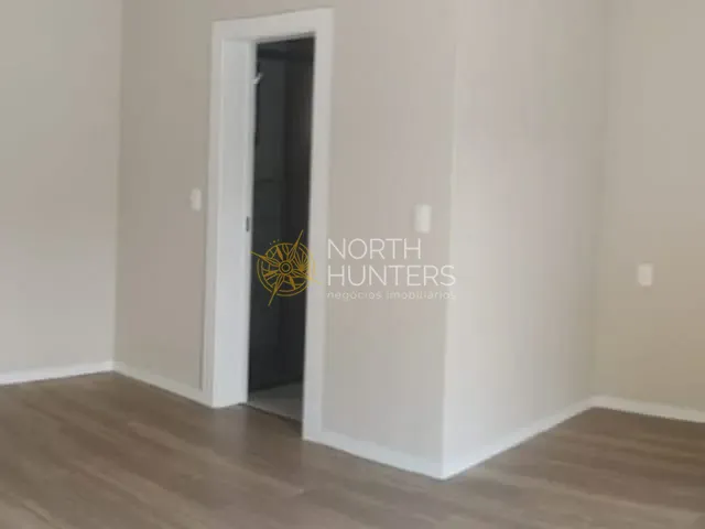 Casa com 159m² 2 quartos e 3 banheiros, à venda, no bairro Glória em Joinville