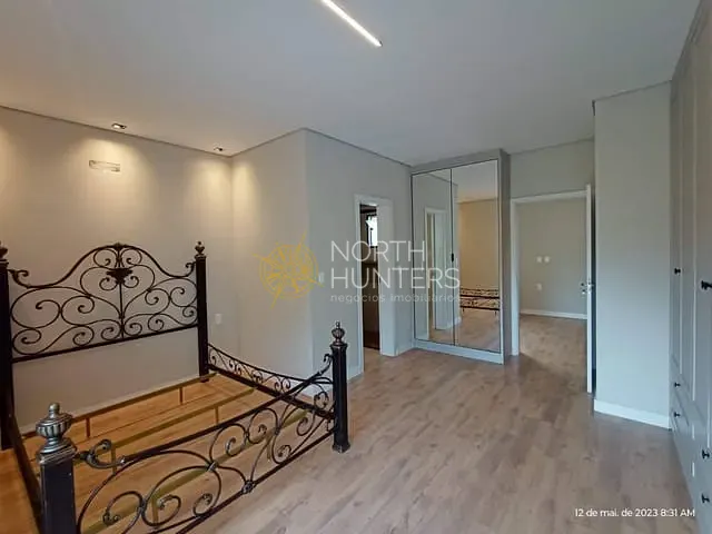 Casa com 159m² 2 quartos e 3 banheiros, à venda, no bairro Glória em Joinville