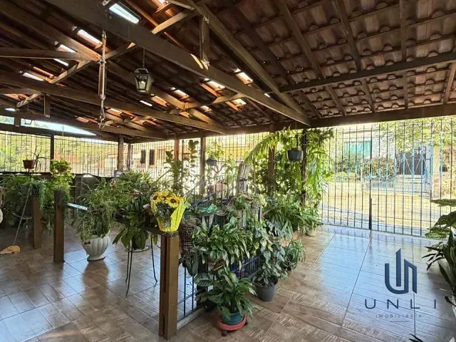 Casa 4 quartos e 3 banheiros, à venda ou para alugar, no bairro São Cristóvão em Volta Redonda