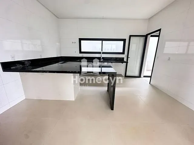 Casa com 434m² 4 quartos e 5 banheiros, à venda, no bairro Cidade Vera Cruz - Jardins Mônaco em Aparecida de Goiânia