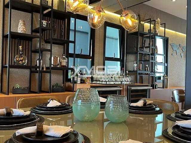 Casa com 150m² 3 quartos e 5 banheiros, à venda ou para alugar, no bairro Jardim Celeste em Jundiaí
