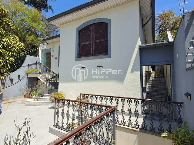 Casa com 377m², à venda ou para alugar, no bairro Sumaré em São Paulo