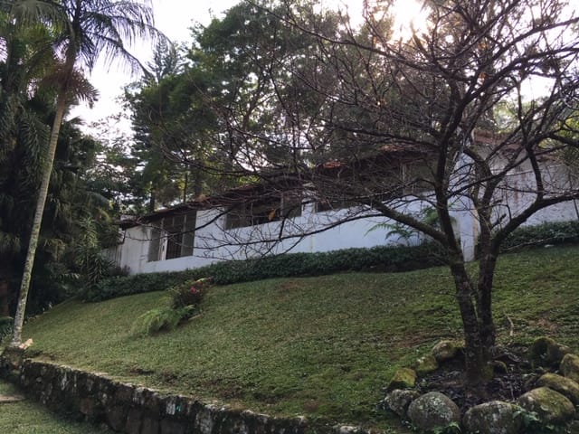 Casa com 2000m², à venda, no bairro Duarte Silveira em Petrópolis