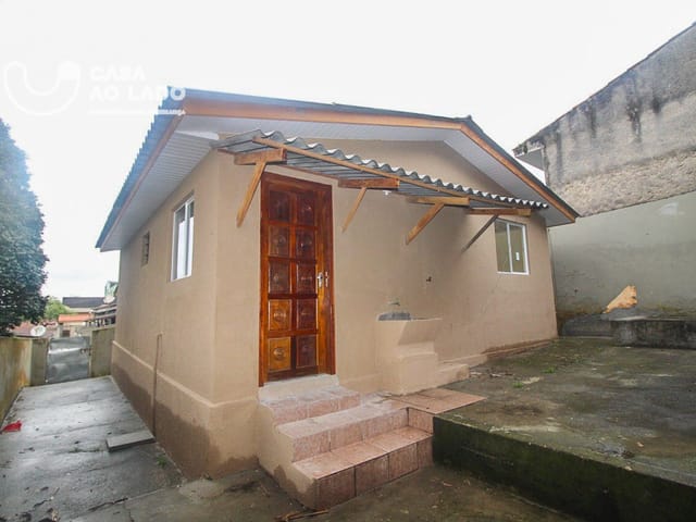 Casa 3 quartos e 1 banheiro, para alugar, no bairro Bairro Alto em Curitiba