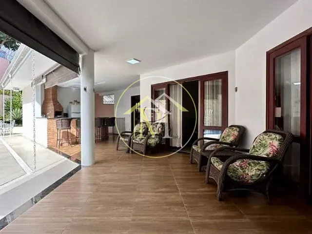 Casa com 450m² 4 quartos e 6 banheiros, à venda, no bairro Jardim Bandeirantes em Sorocaba